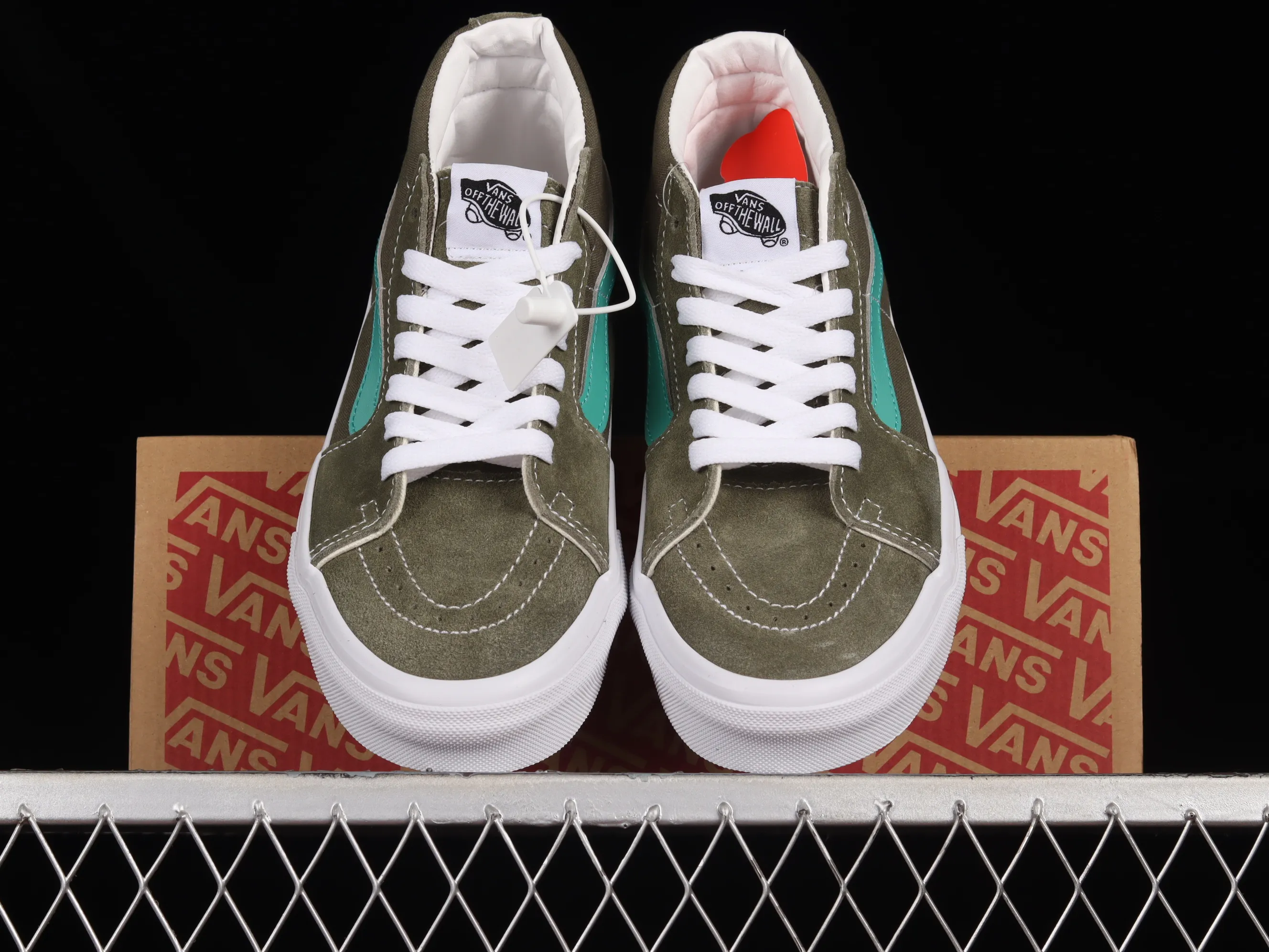 All categories Vans Vans series Vans Mid Vans Sk8 Mid Reissue Vans mid-top casual sneakers VN0A3WM3VY0